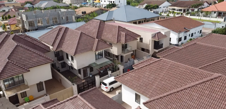 4BEDROOM WITH BOYS QUARTERS & MINI GATED COMMUNITY HOUSE FOR SALE AT SPINTEX