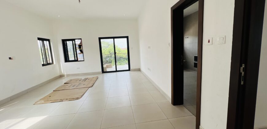 4BEDROOM/STUDY WITH BOYSQUARTERS FOR SALE AT SPINTEX