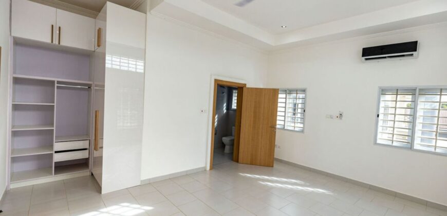 Ultra modern 4 bedroom Storey building at Spintex