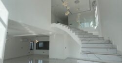 Ultra Modern 4bedroom with swimming pool at East Legon hills