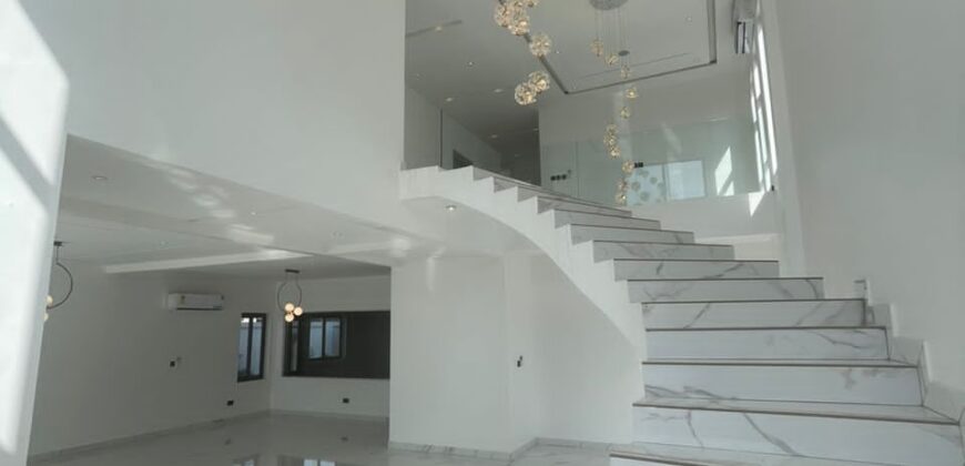 Ultra Modern 4bedroom with swimming pool at East Legon hills