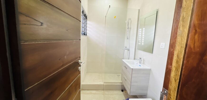 4BEDROOM/STUDY WITH BOYSQUARTERS FOR SALE AT SPINTEX