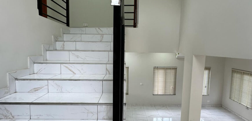 3bedroom house for rent Adenta