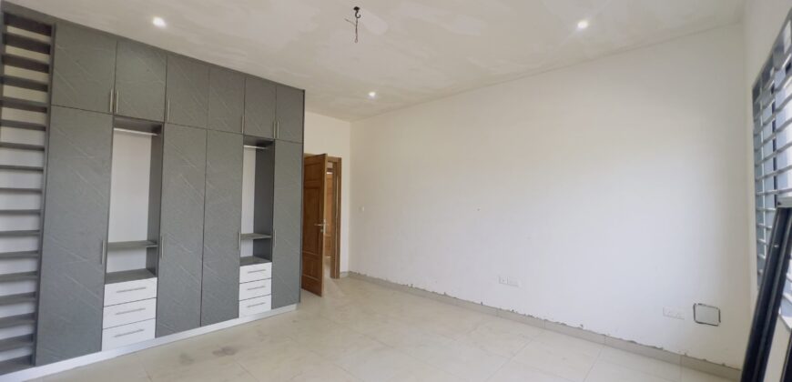 CONTEMPORARY 3BEDROOM HOUSE FOR SALE IN ACCRA-GHANA AT SPINTEX COMMUNITY 17 OFF THE KFC ROAD