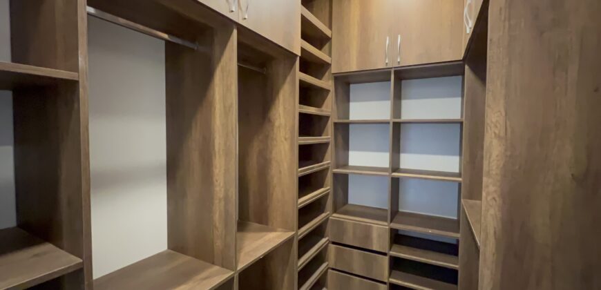 Luxurious 5 bedroom storey building with boys quarters  for sale at Tseaddo .