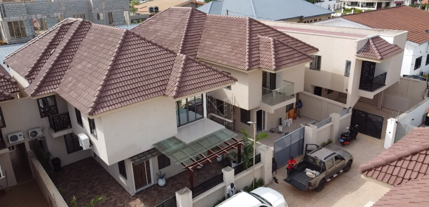 4BEDROOM WITH BOYS QUARTERS & MINI GATED COMMUNITY HOUSE FOR SALE AT SPINTEX