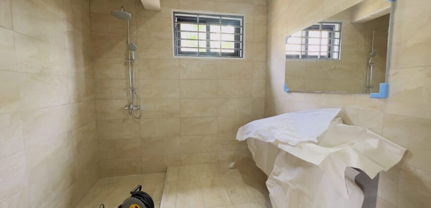 CONTEMPORARY 3BEDROOM HOUSE FOR SALE IN ACCRA-GHANA AT SPINTEX COMMUNITY 17 OFF THE KFC ROAD