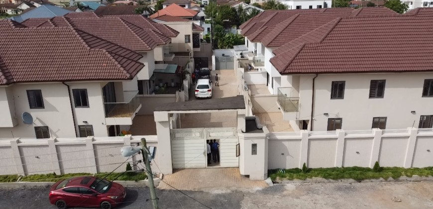 4BEDROOM WITH BOYS QUARTERS & MINI GATED COMMUNITY HOUSE FOR SALE AT SPINTEX