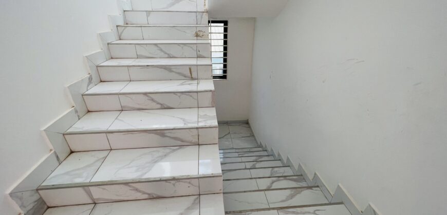 Luxurious 4 bedroom house with Terrace and security post for sale at spintex