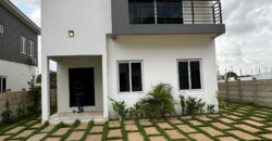 3bedroom house for rent Adenta