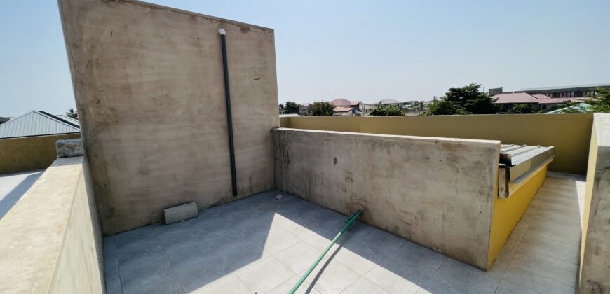 Luxurious 4 bedroom house with Terrace and security post for sale at spintex