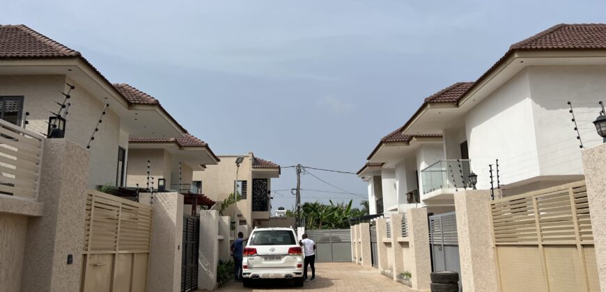4BEDROOM WITH BOYS QUARTERS & MINI GATED COMMUNITY HOUSE FOR SALE AT SPINTEX