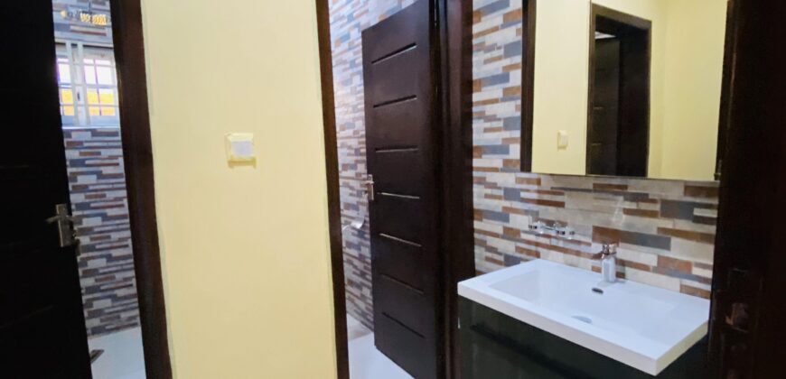 3bedroom with boysquarter for sale at Oyarifa