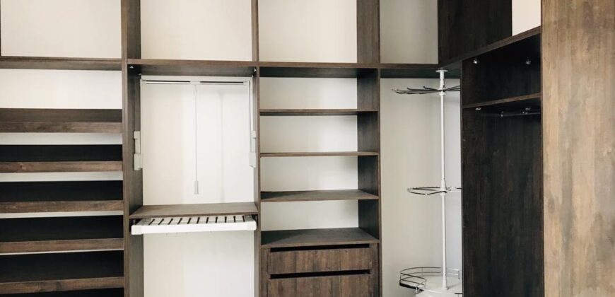 7Bedrooms Swim Pool House with 1 Bq for sale at East Legon 