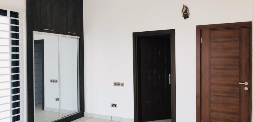 7Bedrooms Swim Pool House with 1 Bq for sale at East Legon 