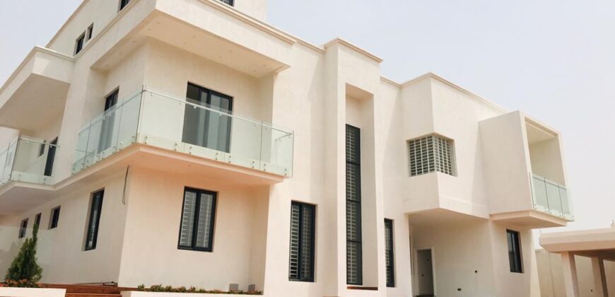 7Bedrooms Swim Pool House with 1 Bq for sale at East Legon 