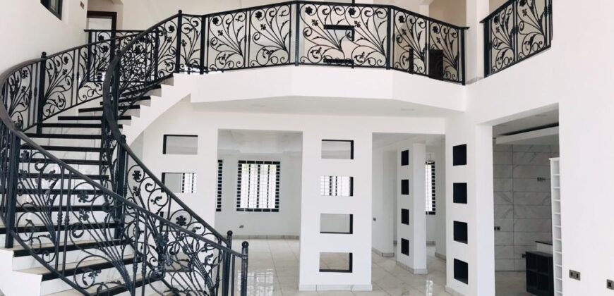 7Bedrooms Swim Pool House with 1 Bq for sale at East Legon 