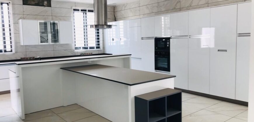 7Bedrooms Swim Pool House with 1 Bq for sale at East Legon 