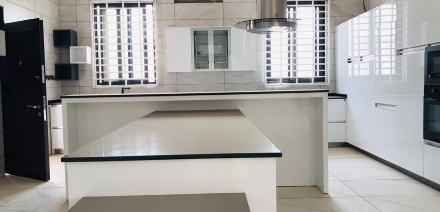 7Bedrooms Swim Pool House with 1 Bq for sale at East Legon 