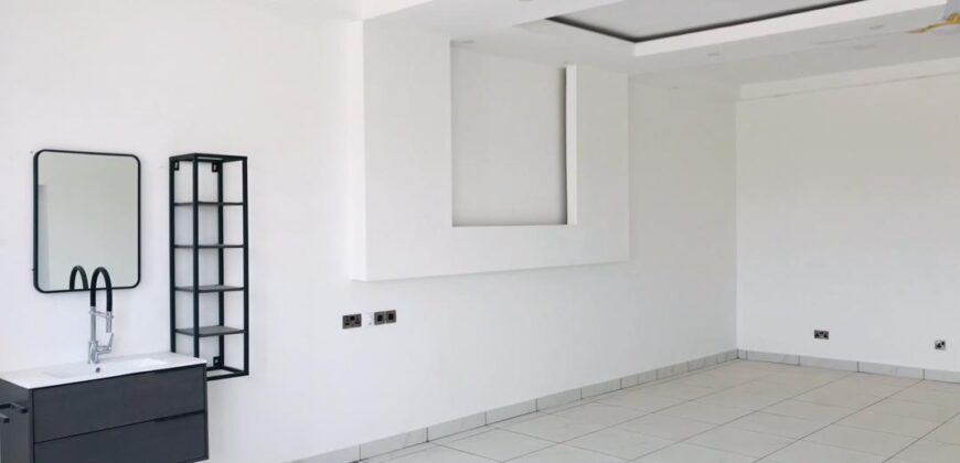 7Bedrooms Swim Pool House with 1 Bq for sale at East Legon 