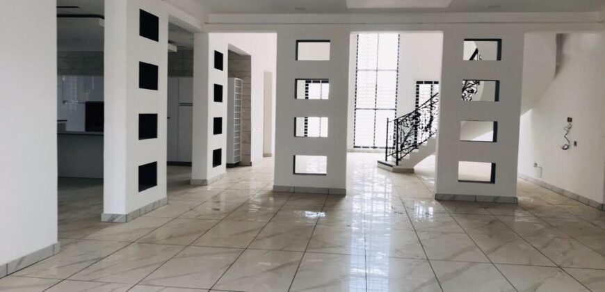 7Bedrooms Swim Pool House with 1 Bq for sale at East Legon 
