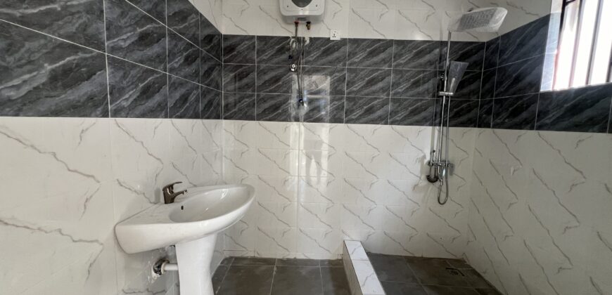 3BEDROOM WITH BOYSQUARTERS FOR SALE AT SPINTEX, ACCRA GHANA