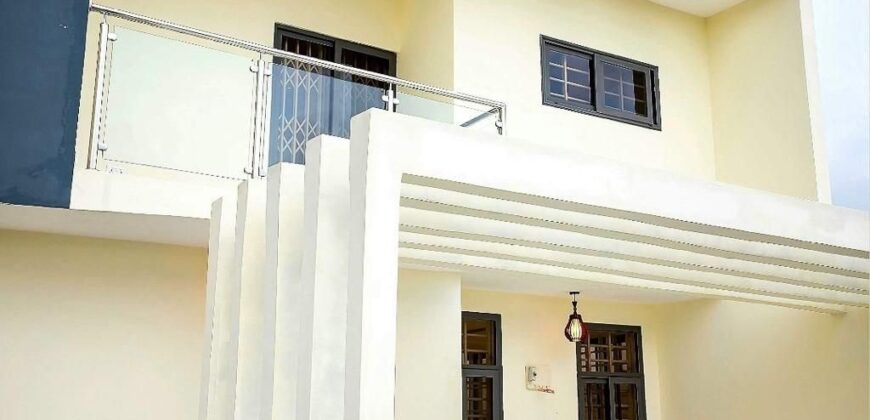 2/3bedroom storey building for sale at Amasaman