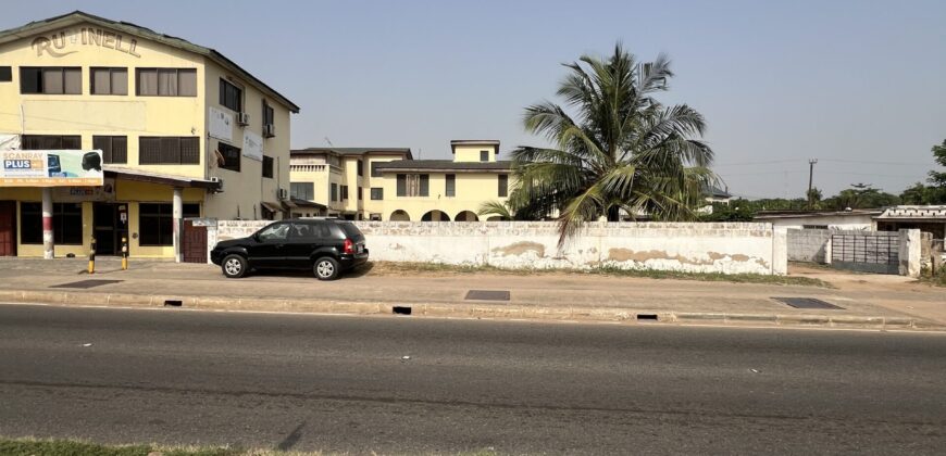 Roadside commercial Landed Property For sale La-Trade a min drive from la palm beach