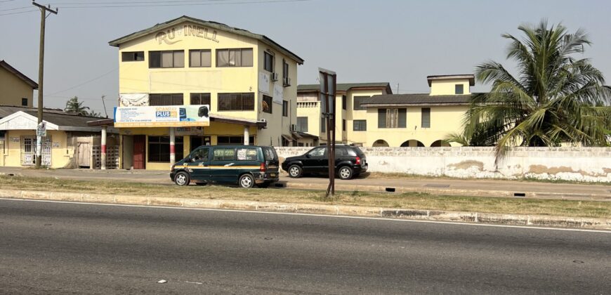 Roadside commercial Landed Property For sale La-Trade a min drive from la palm beach