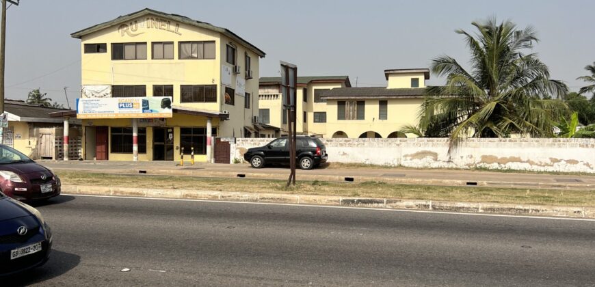 Roadside commercial Landed Property For sale La-Trade a min drive from la palm beach