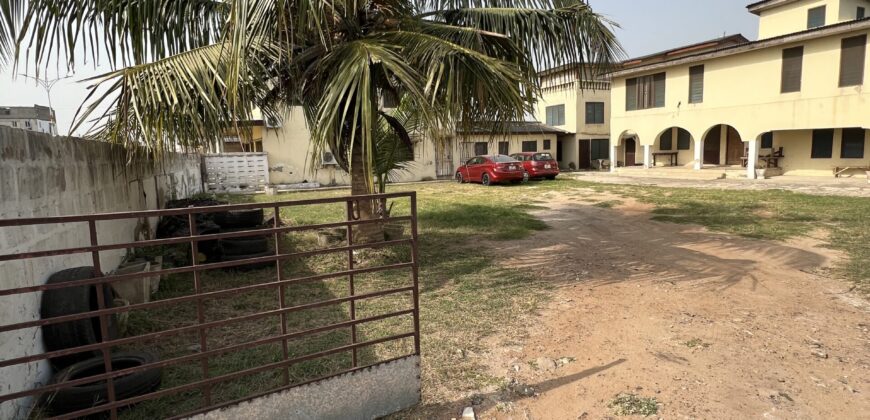 Roadside commercial Landed Property For sale La-Trade a min drive from la palm beach