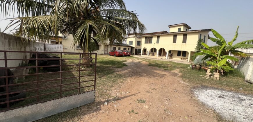 Roadside commercial Landed Property For sale La-Trade a min drive from la palm beach