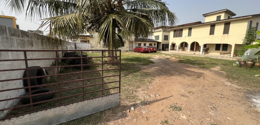 Roadside commercial Landed Property For sale La-Trade a min drive from la palm beach