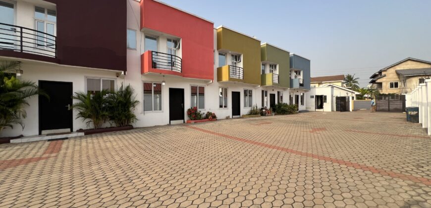 2bedroom semidetached for rent Tseaddo