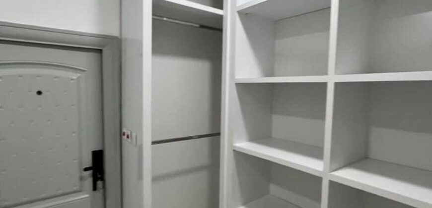 5Bedroom townhouse for sale Achimota mile 7