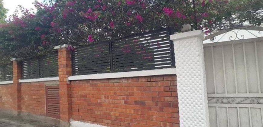 3bedroom house located at North Ridge