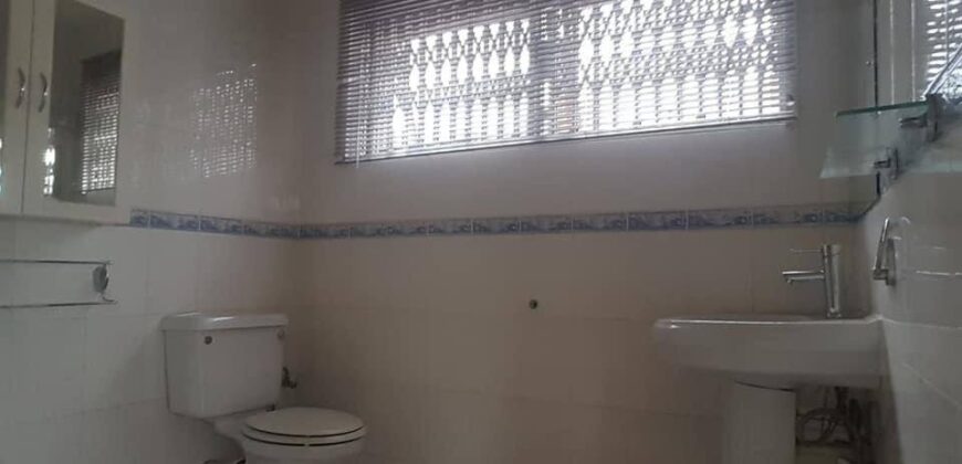 3bedroom house located at North Ridge