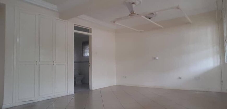 3bedroom house located at North Ridge