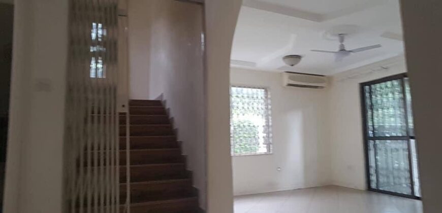 3bedroom house located at North Ridge