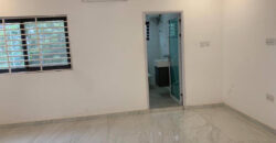 LUXURIOUS 4 BEDROOMS HOUSE WITH A SPARKLING SWIMMING POOL EAST LEGON HILLS