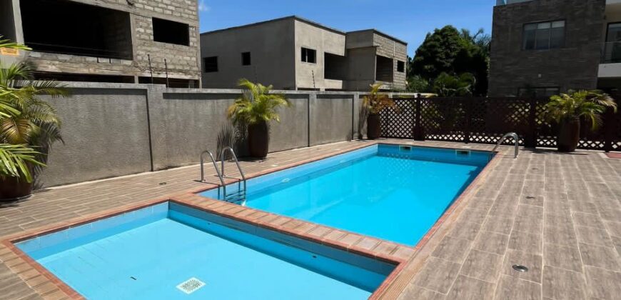 Four (4) bedroom town house 🏡 for rent at airport residential fully furnished