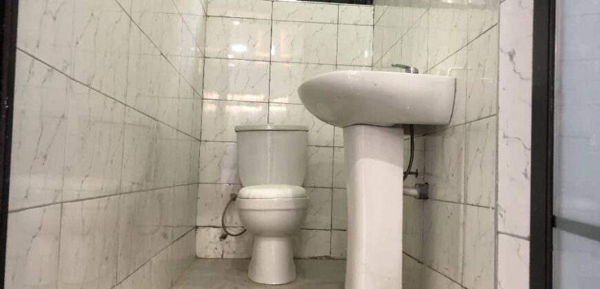 Available now! 3bedroom spintex for rent self compound