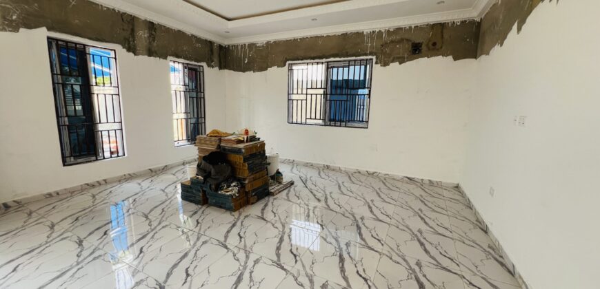 2BEDROOM  HOUSE FOR SALE AT SPINTEX