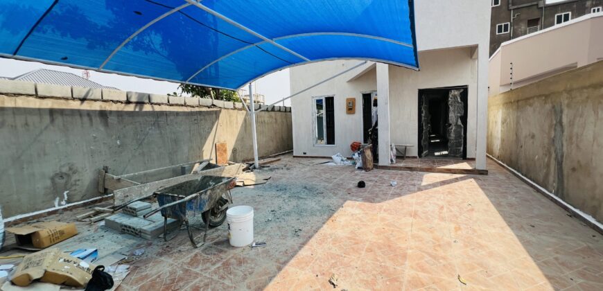 2BEDROOM  HOUSE FOR SALE AT SPINTEX