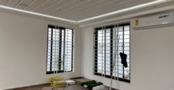 4bedroom with a boysquarters and a swimming pool for sale at school junction Botwe