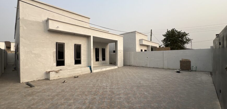 Quick sale affordable 3bedroom for sale at spintex USD100,000