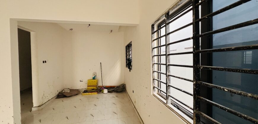 Quick sale affordable 3bedroom for sale at spintex USD100,000