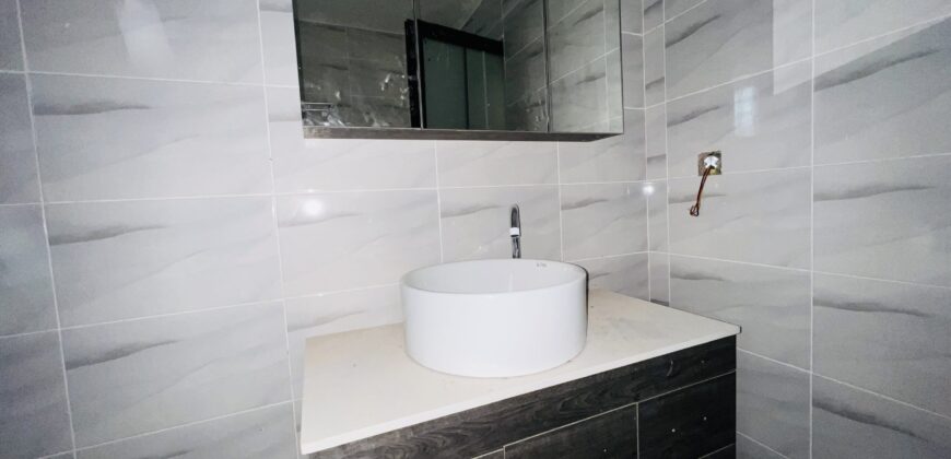 Quick sale affordable 3bedroom for sale at spintex USD100,000