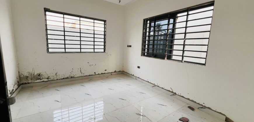 Quick sale affordable 3bedroom for sale at spintex USD100,000