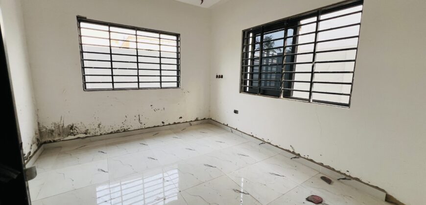 Quick sale affordable 3bedroom for sale at spintex USD100,000